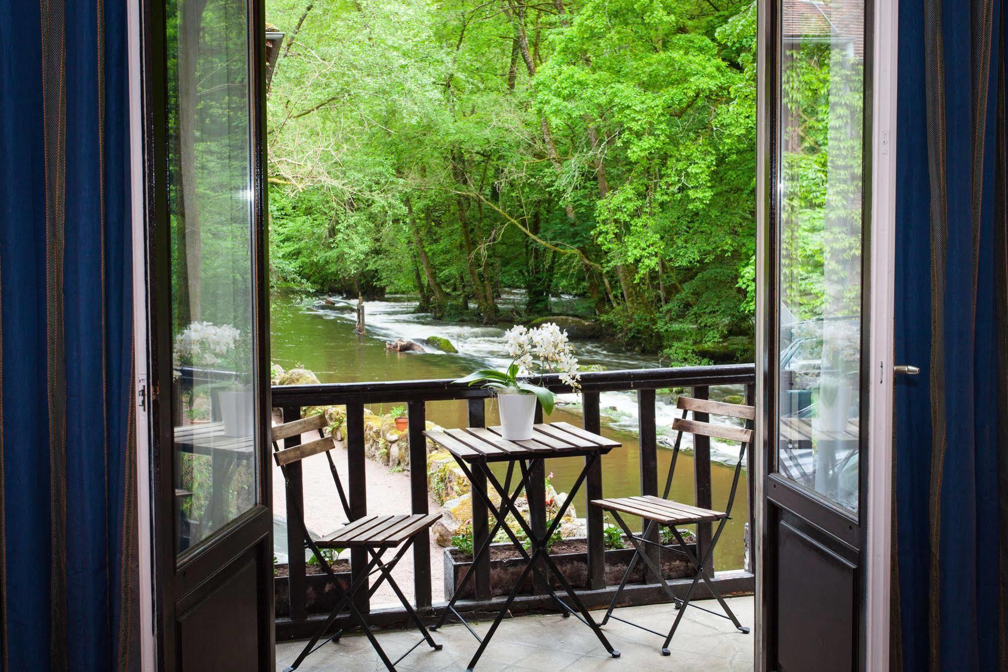 Le Moulin Des Ruats Hotel Avallon Exterior foto